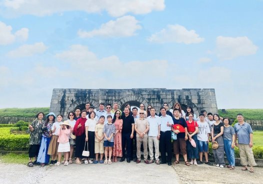  Đoàn Văn phòng thanh tra chính phủ và đoàn công tác đến thăm Di sản Thành  Nhà Hồ