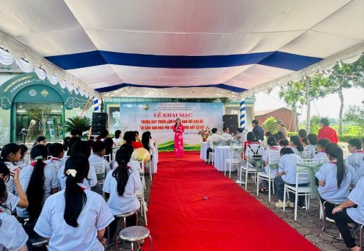 Khai mạc triển lãm di sản văn hóa phi vật thể tại Thành Nhà Hồ